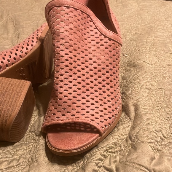 Rose suede open toe fall wedges - Picture 2 of 4